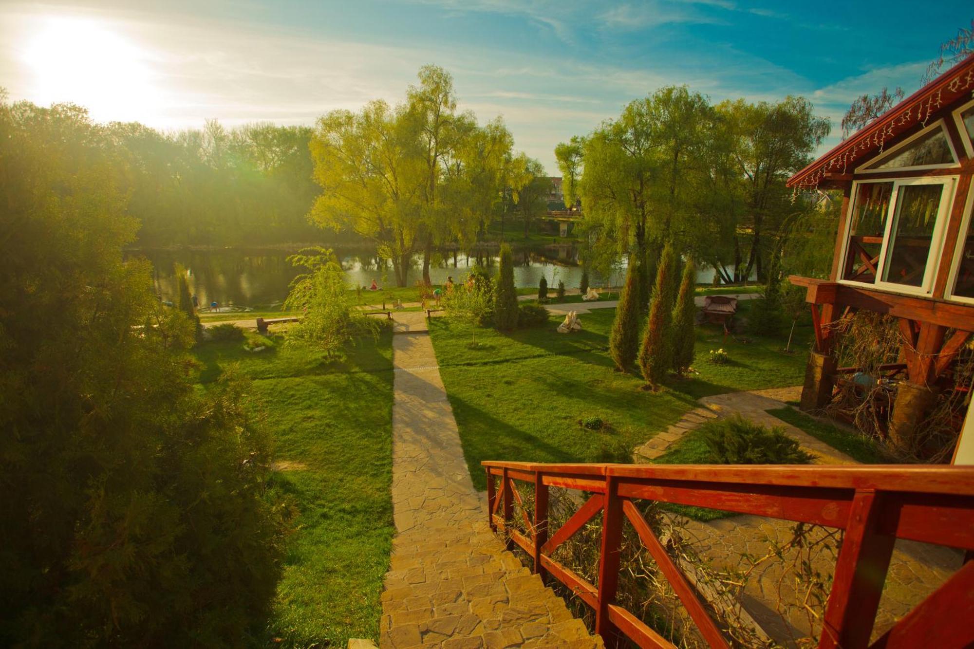 Zdybanka Hotel Sumy Luaran gambar
