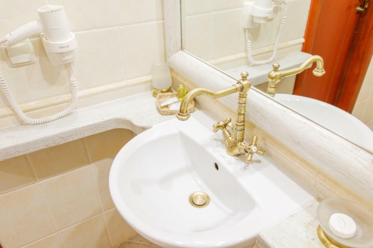 Zdybanka Hotel Sumy Luaran gambar