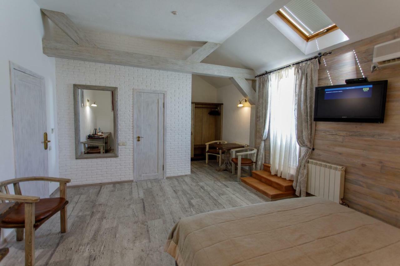 Zdybanka Hotel Sumy Luaran gambar
